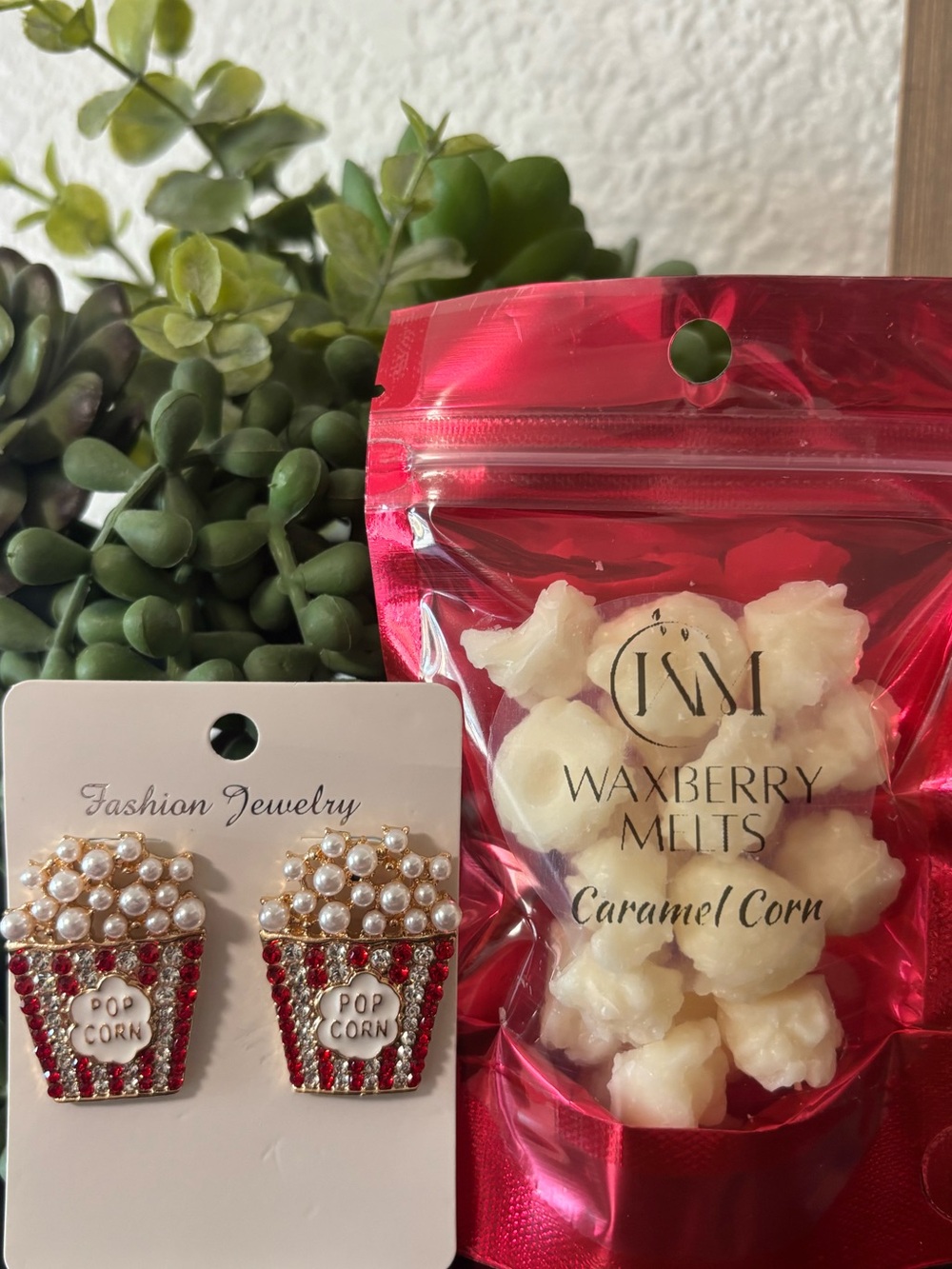 Popcorn Earrings & Wax Melts Gift Set - Picture 2 of 7
